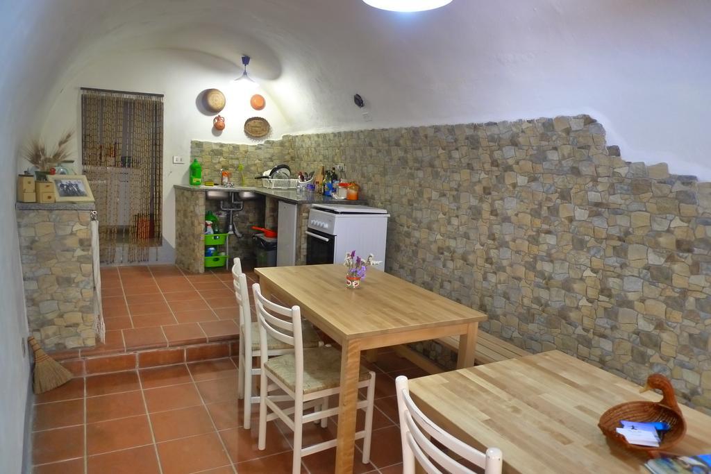 Guesthouse Bosa Di Giuseppe חדר תמונה