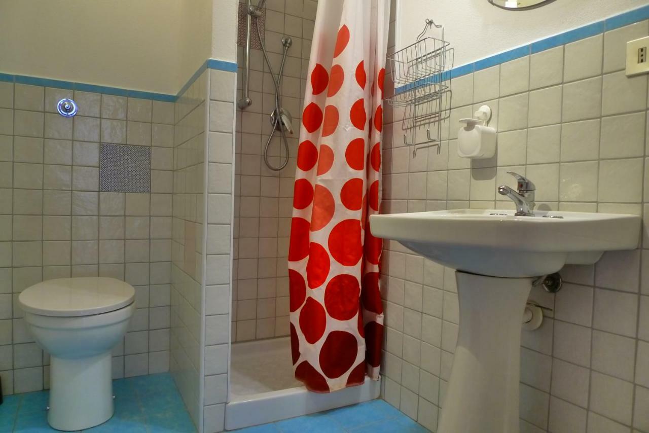 Guesthouse Bosa Di Giuseppe מראה חיצוני תמונה